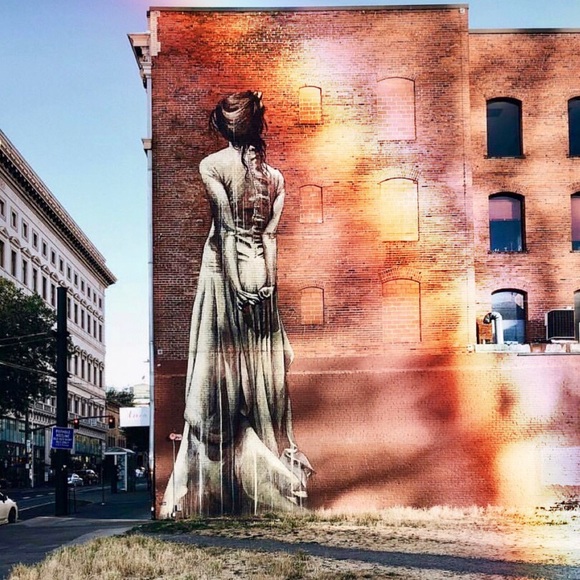 Meet your Posher, Mo - Picture 5 of 8